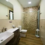 Casa Grande Con Piscina En El Centro De Calella, Tramuntana Dom wakacyjny