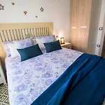 Casa Grande Con Piscina En El Centro De Calella, Tramuntana Dom wakacyjny