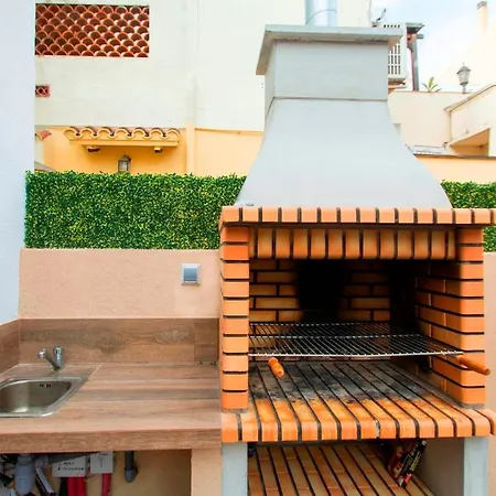 Casa Grande Con Piscina En El Centro De Calella, Tramuntana Tatil Evi Calella