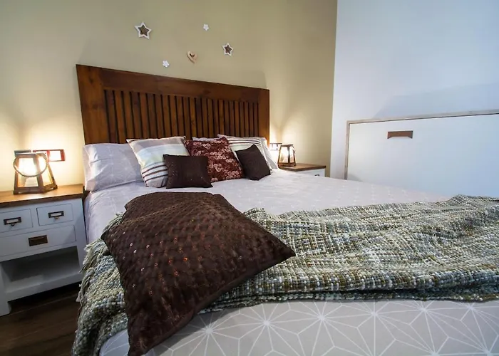 Casa Grande Con Piscina En El Centro De Calella, Tramuntana Calella