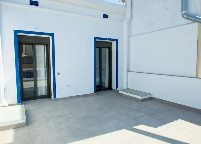 Casa Grande Con Piscina En El Centro De Calella, Tramuntana Calella