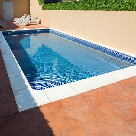 Casa Grande Con Piscina En El Centro De Calella, Tramuntana 펜션 칼레라