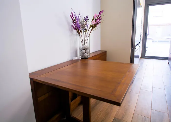 Casa Grande Con Piscina En El Centro De Calella, Tramuntana * Calella