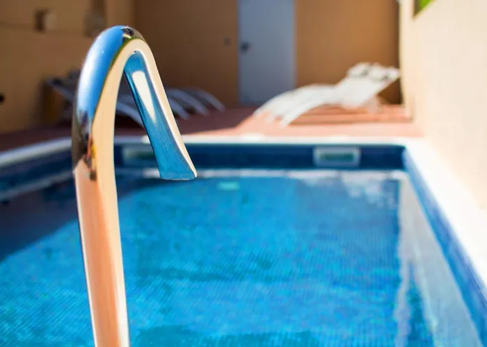 Ferienhaus Casa Grande Con Piscina En El Centro De Calella, Tramuntana