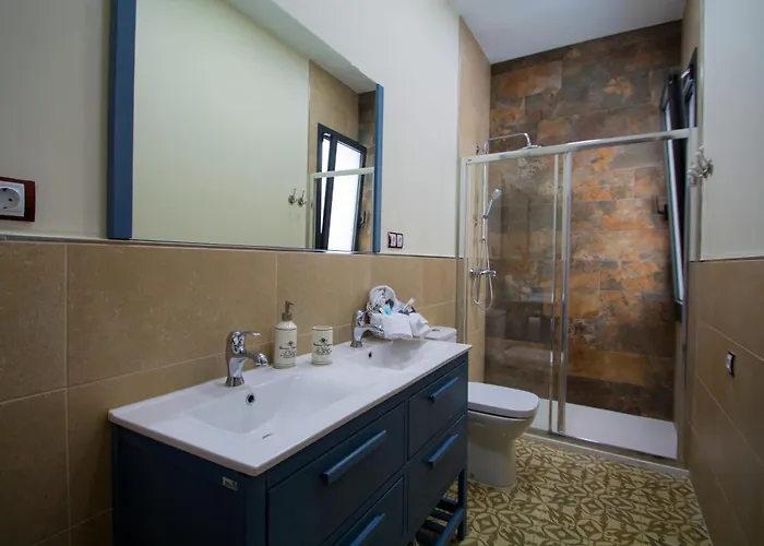 Ferienhaus Casa Grande Con Piscina En El Centro De Calella, Tramuntana